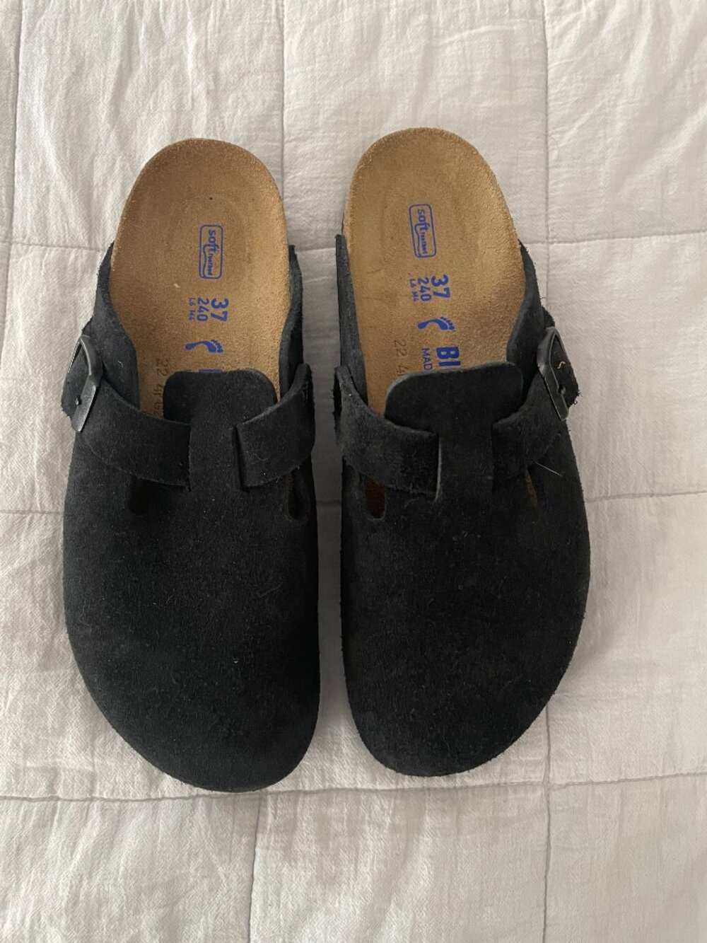 NWOT Women's Black Suede Birkenstock Bostons - Narrow Fit - Picture 4 of 7